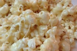 Marshmallow Caramel Popcorn