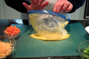 NO-MESS OMELETTES in a BAG